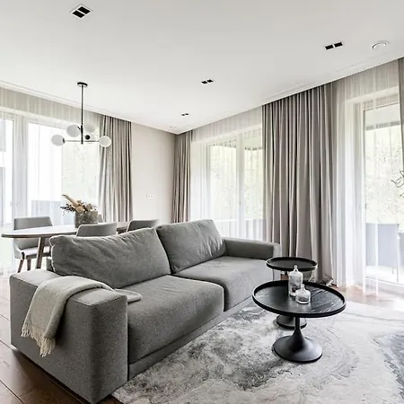Апартаменты Spacious Luxury W/river View/terrace Paupys *