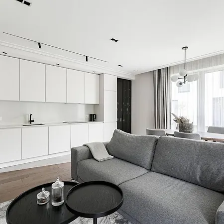 Spacious Luxury W/river View/terrace Paupys Apartamento