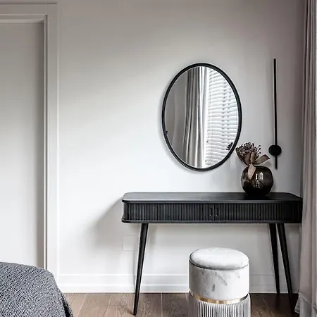 Spacious Luxury W/river View/terrace Paupys Апартаменты