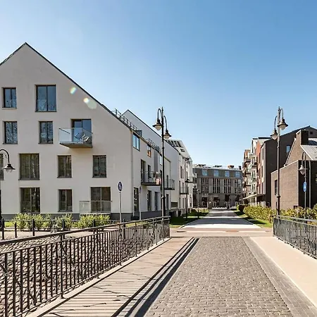 Spacious Luxury W/river View/terrace Paupys * Wilna