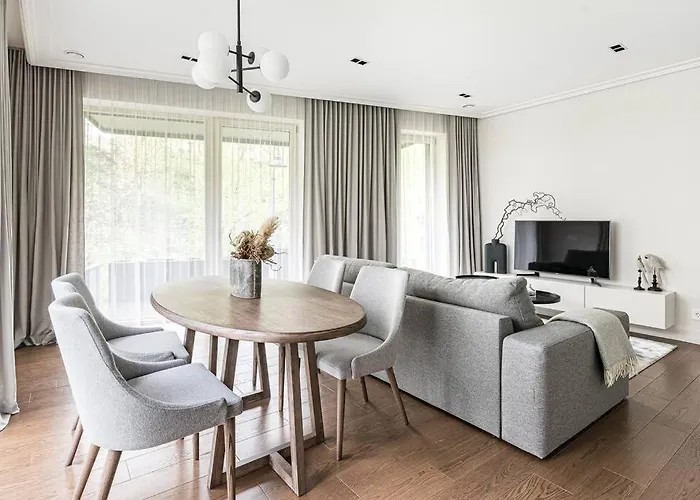 Spacious Luxury W/river View/terrace Paupys Διαμέρισμα *