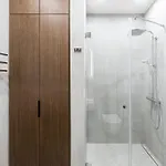 Spacious Luxury W/river View/terrace Paupys Apartment